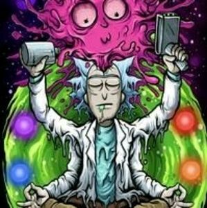 Meet your Posher, Claudia